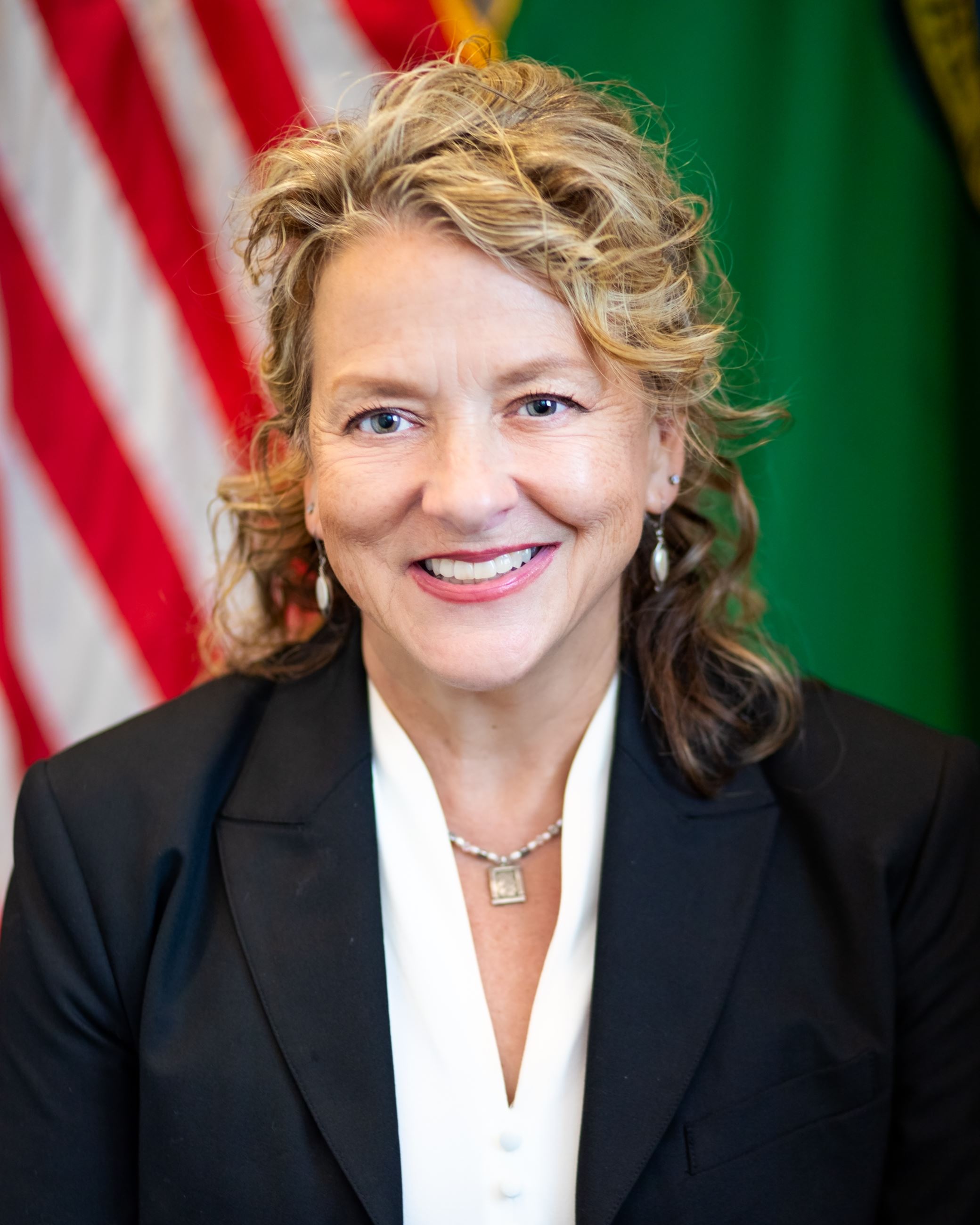 Councilmember Ellyn Saunders